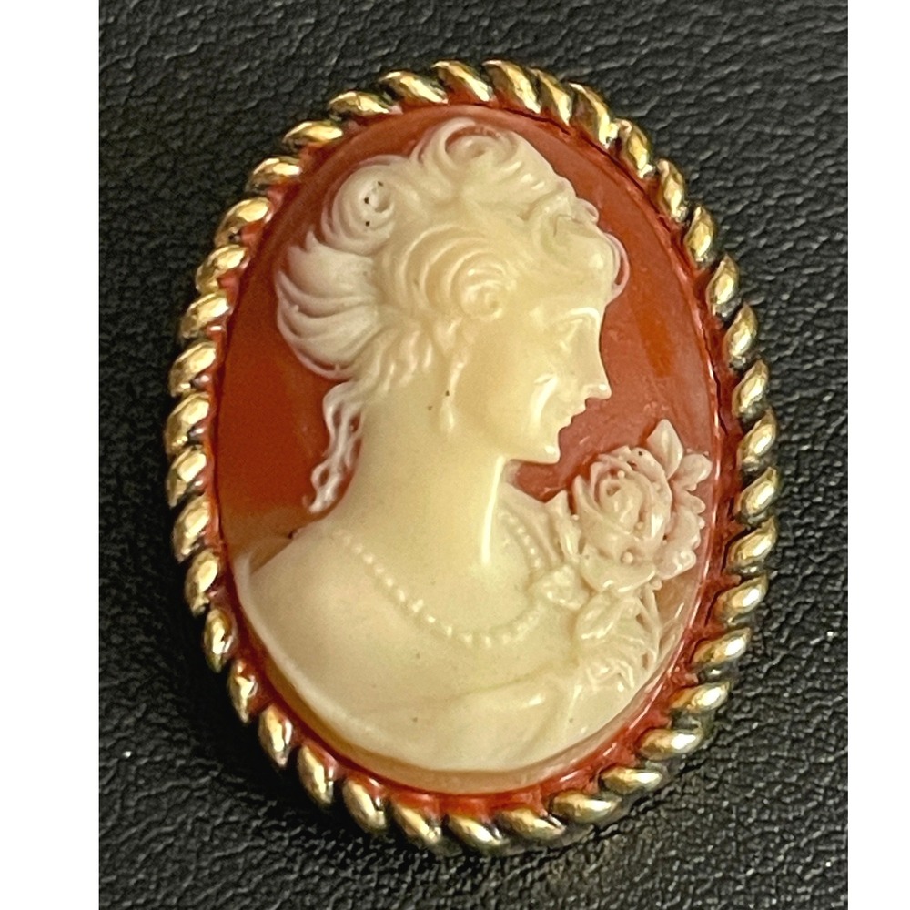 Vintage Cameo Brooch Woman Rose Portrait Gold Tone Oval Pin